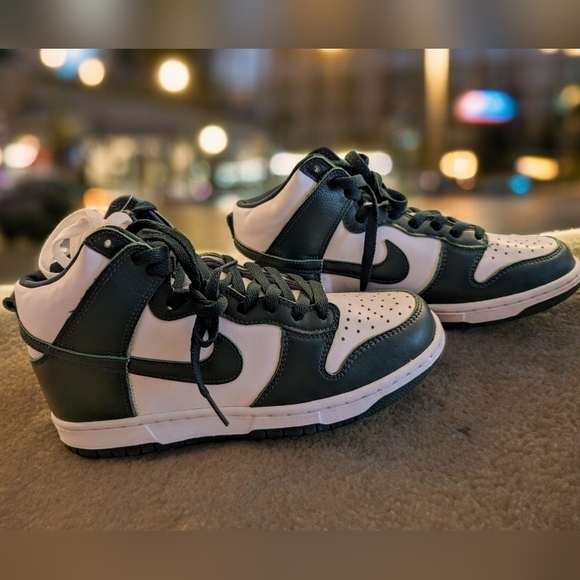 NWT Nike Dunk High SP Spartan Green Sz. 7.5 Men / 9 Women - Picture 2 of 11